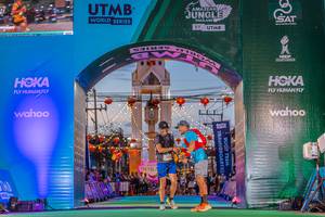 BIB: 154
                            <button type="button" onclick="openModal(21810843)" class="btn btn-primary btn-sm float-right btn-popup" data-toggle="modal" data-target=".modal-high-quality">
                        <i class="fas fa-shopping-cart"></i> Add to Cart
                    </button>
                                            <button type="button" onclick="isThisMe(21810843, true)" class="btn btn-success btn-sm float-right btn-popup btn-isme hidden" data-toggle="tooltip" data-placement="bottom" title="นี่คือรูปของคุณใช่ไหม คลิกที่นี่เพื่อเอาเข้าอัลบั้ม">
                        <i class="fas fa-plus"></i> Add to album
                    </button>
                    <button type="button" onclick="isThisMe(21810843, false)" class="btn btn-warning btn-sm float-right btn-popup btn-isnotme hidden">
                        <i class="fas fa-ban"></i> Remove from album
                    </button>